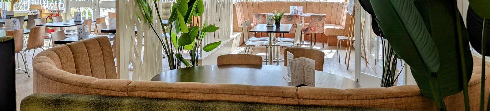 Meet for breakfast, lunch, cake or ice cream!